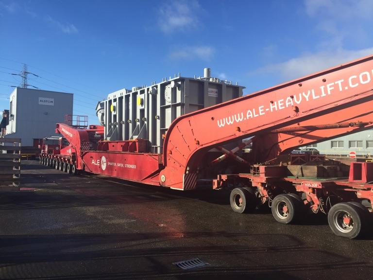 Policingstoke's tweet photo. Todays wide load scheduled to leave Alstom Stafford at 09:30hrs short delays &amp; diversions as we make a safe route https://t.co/HPNX2qAAKi