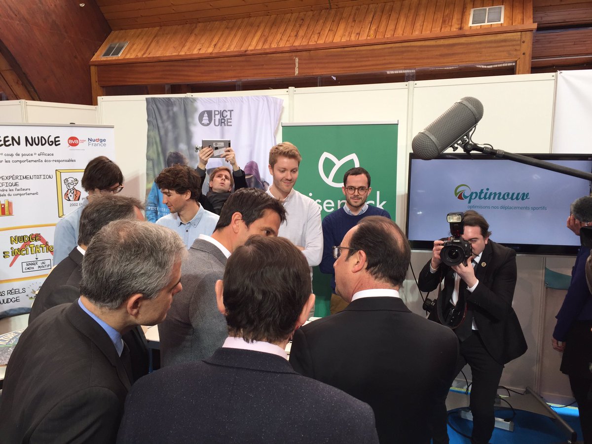 Sports_gouv's tweet photo. #11Tricolore
#11Tricolore
Présentation par @TonyESTANGUET au stand #DéveloppementDurable de l'application #Optimouv https://t.co/Jmu32QMUVB