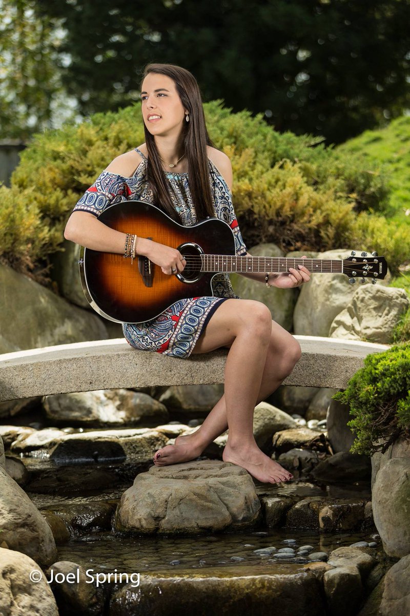 joelspring's tweet image. You might think twice before bringing dad along for your senior session ;-p #JoelSpring #rxdesign #B1air