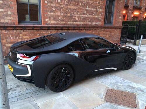 ThepowerfulPics's tweet photo. matte black i8 with white details 😈👏🏼 https://t.co/a4UF34QEag