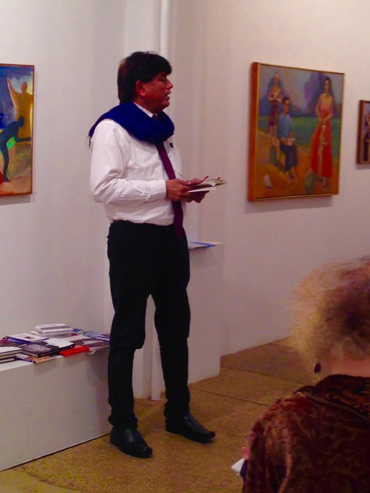 BrownstonePoets's tweet photo. #poetryreading Sat 3/26 #FirstStreetGallery #YuyutsuSharma #DavidAustel with #PatriciaCarragon https://t.co/wERI8F44jo