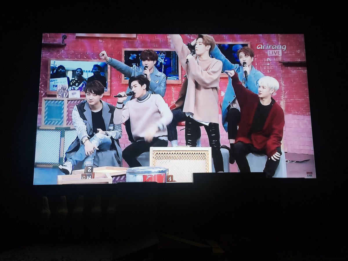 kai_for_kpop's tweet photo. They look like students in school ^^ 

@arirang_ASC @GOT7Official #GOT7_ASC #MemberTalk https://t.co/hytXboPmoY