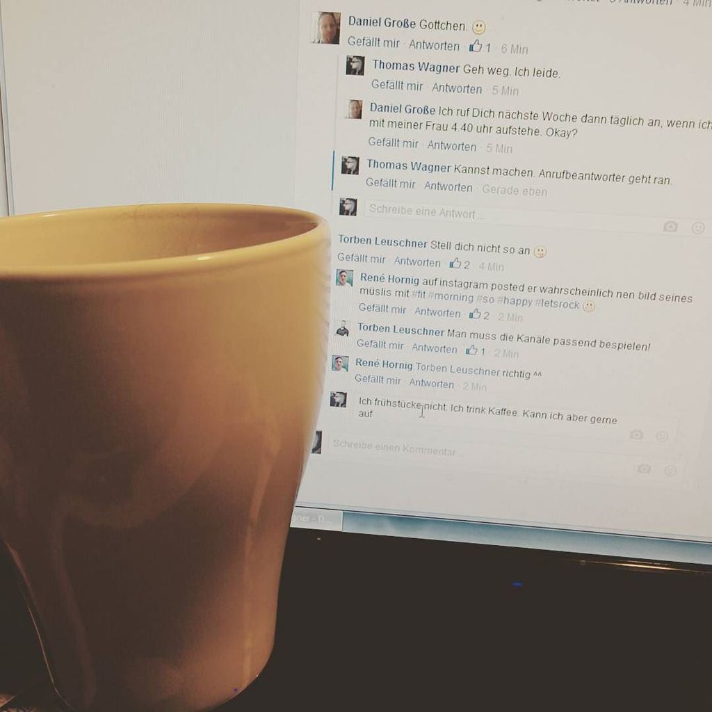 miservice's tweet photo. Auf Gründen! #zufrüh #omwork #kaffee #aufstehen #morgen #reneistdoof https://t.co/0GYlaj7haR https://t.co/aDt9MZwZXV