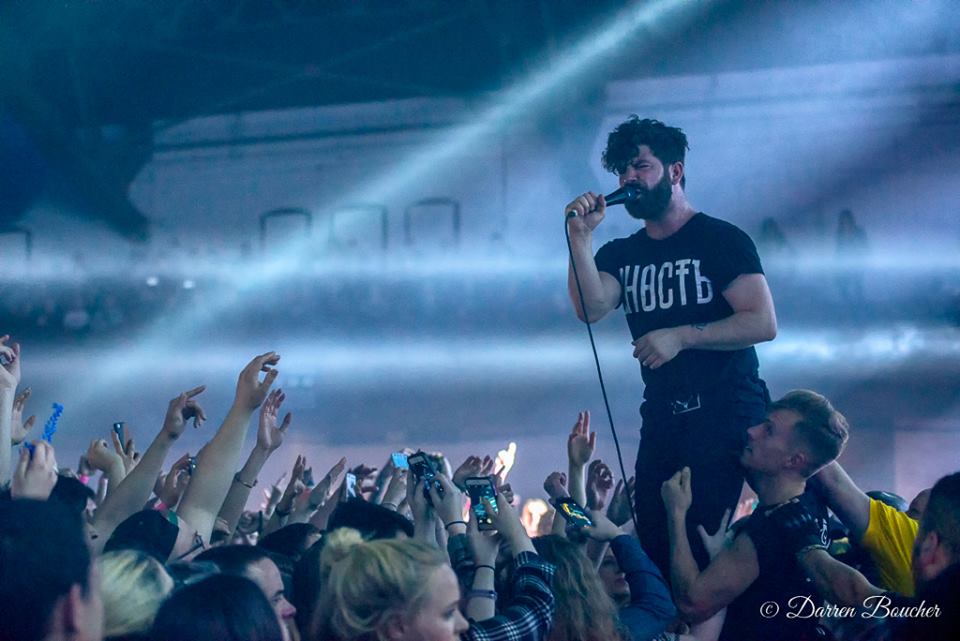 FoalsWorldwide's tweet image. Main Street Armory, New York
Mar 26, #SpringFling2016