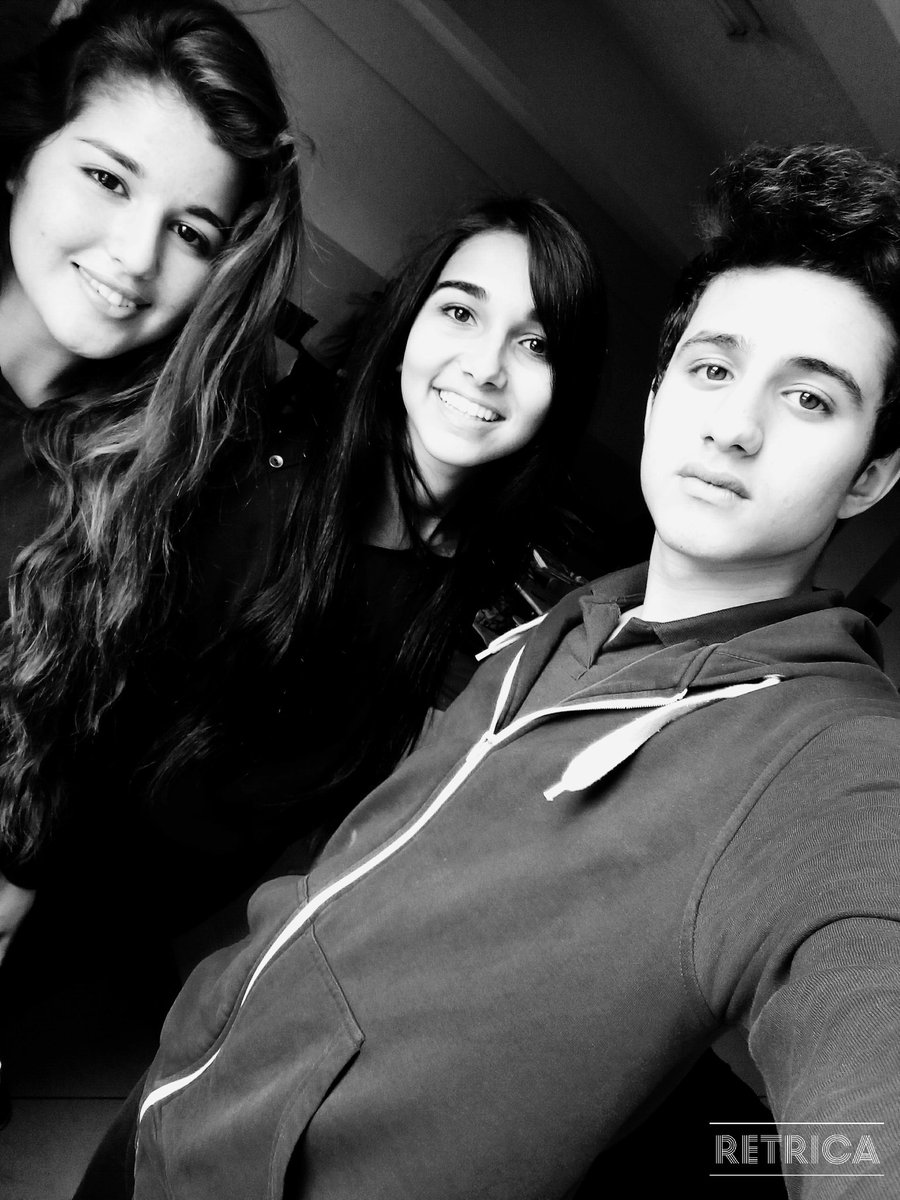Canlarım :)