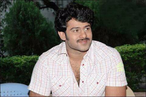usena5's tweet photo. Hai prabha u r smile is very nice and cute https://t.co/5Fc0ow3faD