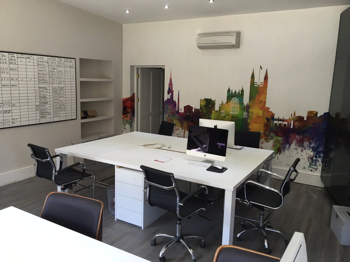 BathDesignBuild's tweet image. Cheeky peek at the new office on London Road #Bath!! So nearly finished! #BDB #Crossmanhomes #construction