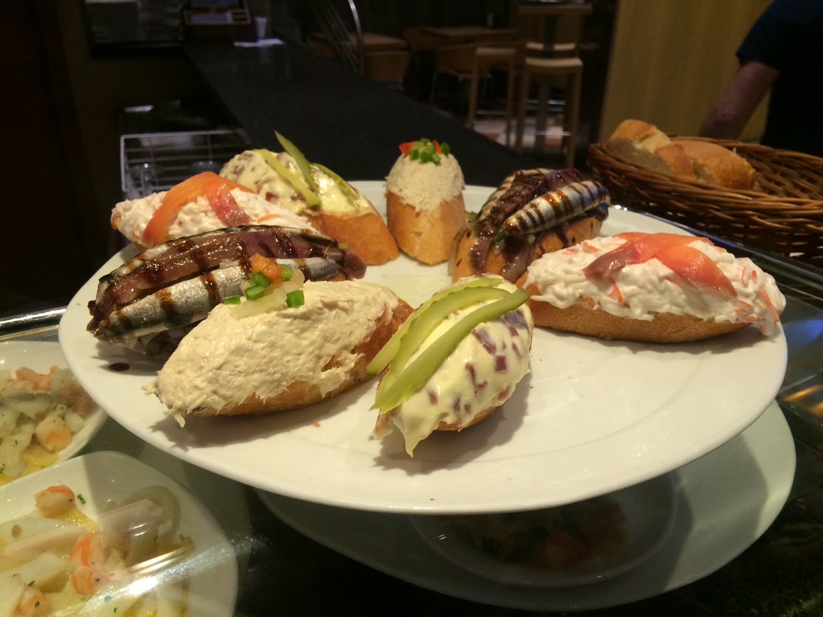 RestauranteObas's tweet photo. ¿Se te han acabado las vacaciones?
¡En Obas levantamos el ánimo! 😄
➡️https://t.co/sEwS6UnSB6
#pamplona #gastronomia https://t.co/9M8zjnvgr9