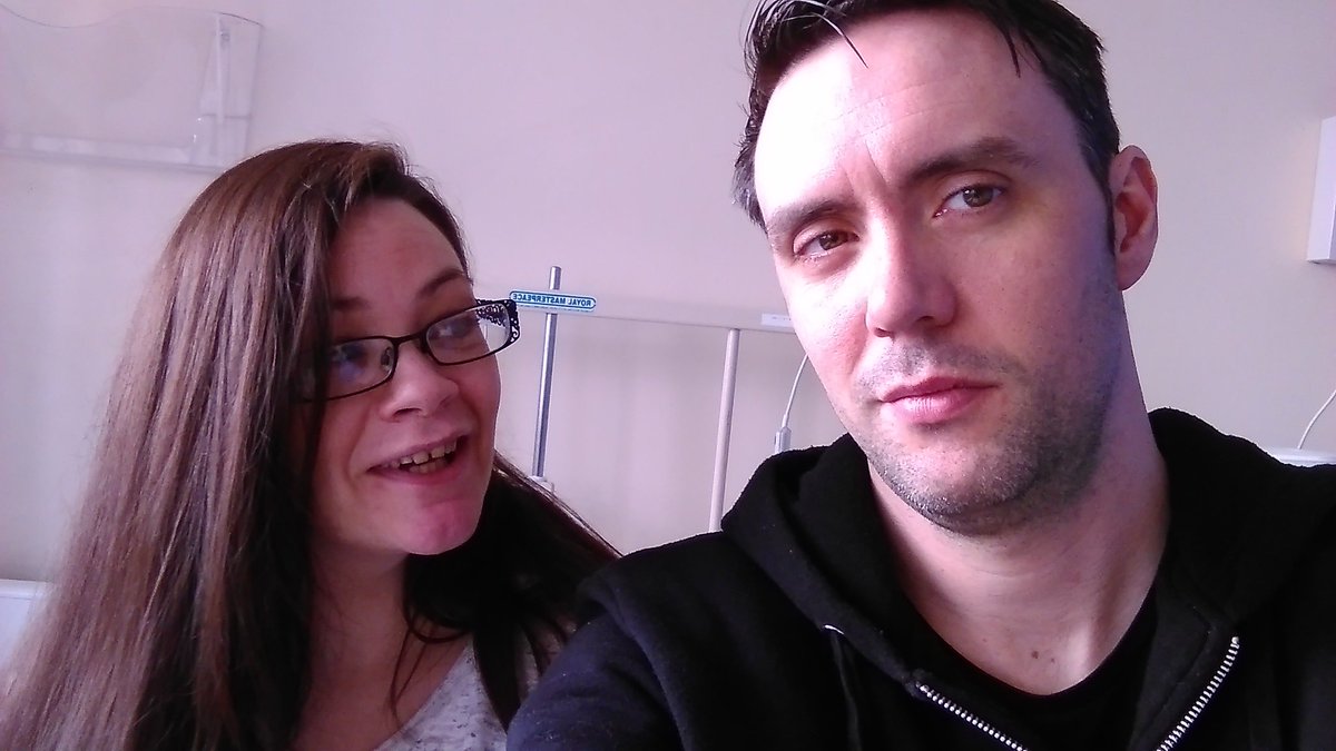 M1ch43l_AVFC's tweet photo. Moving day #preparenthood only hours to go 🚼🚼🚼🚼🚼🚼 https://t.co/vJJUXUTcwW