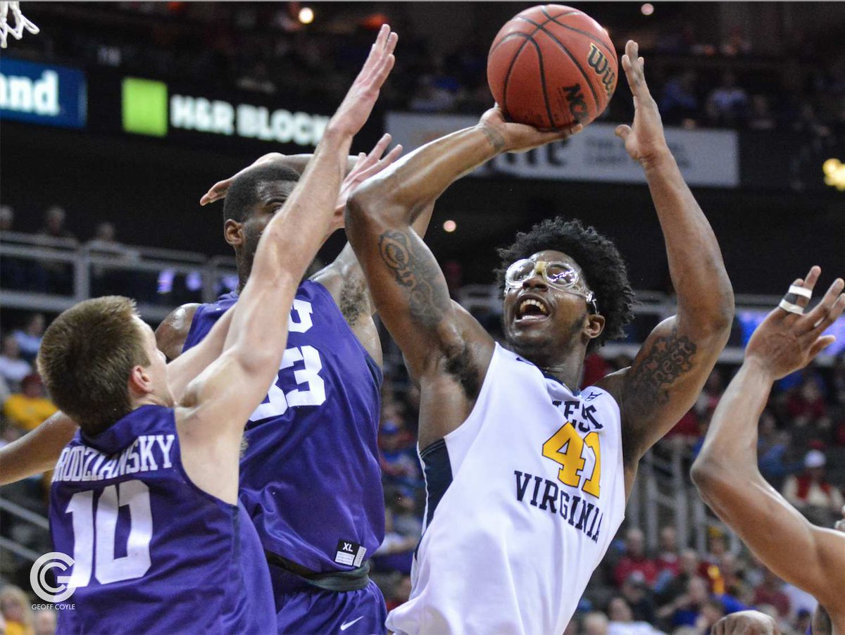 GoldAndBlueNtn's tweet image. #WVU Forward Devin Williams Enters NBA Draft 

wvillustrated.com/story/31587580…