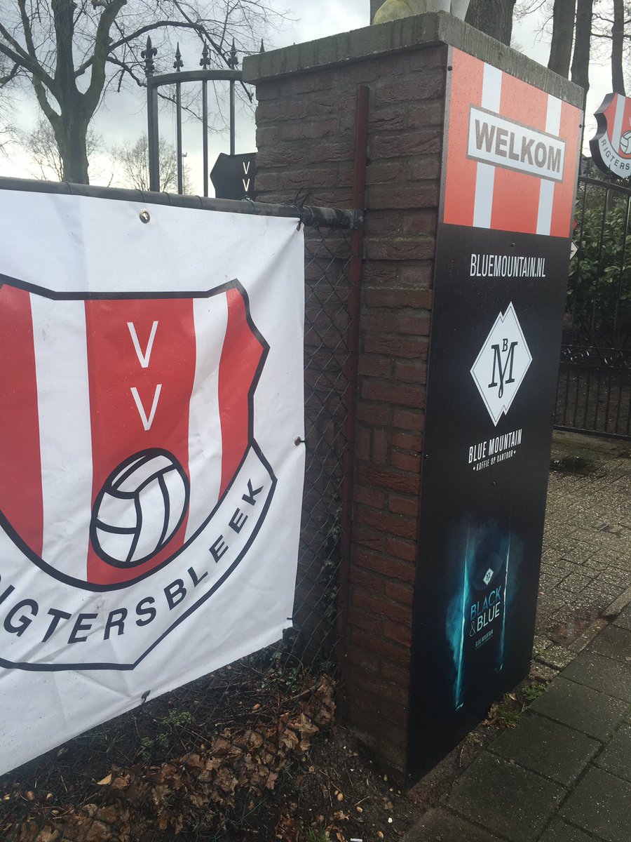 Nieuwe koffie in Het Paviljoen! Kom jij ook een bakkie proeven? #bluemountaincoffee #rigtersbleek #twekkelerveld