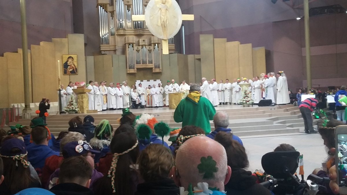 group67lourdes's tweet photo. #IrishMass best mass of the week, #NoPriestsLeftAtHome #group67 @IPTirpiltrust https://t.co/yZ90v5sFiV