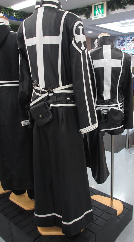 らしんばん池袋本店コスプレ ドール館 アカウント統合しました Na Twitteru らしんばん池袋本店衣装館 衣装館の入り口ステージが ｄ ｇｒａｙ ｍａｎに変わっております ぜひぜひ店頭にてご覧くださいませ 第二期団服は背中もお揃いでかっこいいので