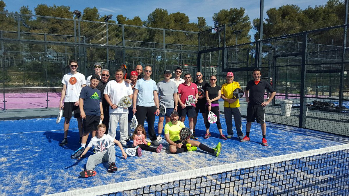 WinwinPadel's tweet photo. Pâques ou Padel ? Le choix du sport avec #WinwinPadel et Emmanuel GOVERNALE/session découverte à succès du 26/03 ! https://t.co/nweGuXnsyL
