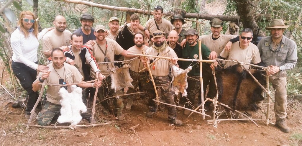 GallartNacho's tweet photo. Magníficos resultados en la clase de #curtido con técnicas #primitivas @ES_anaconda https://t.co/PW4whScevm