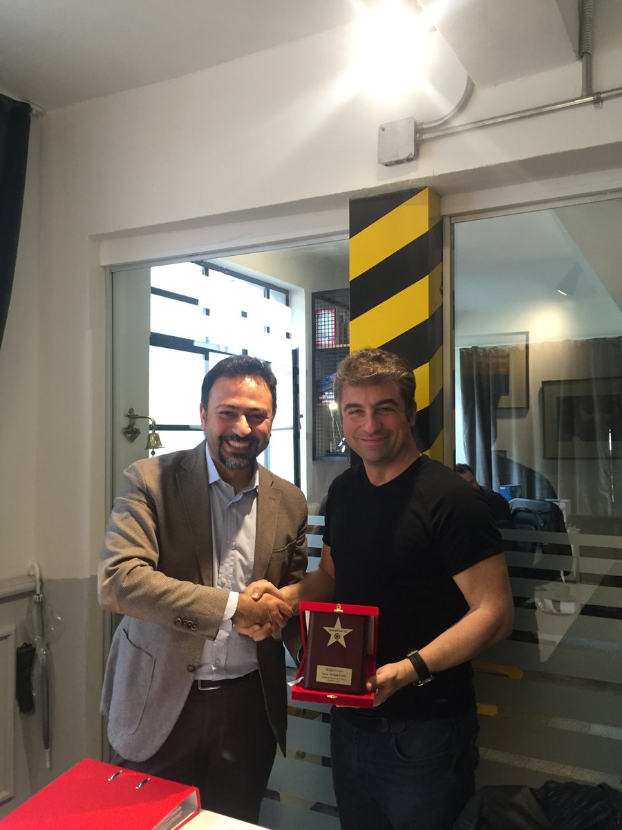 ilkdanstv's tweet photo. https://t.co/pgeAfSaPkv dan @serkanersozdans  'e plaket https://t.co/lrnzIcFWa5