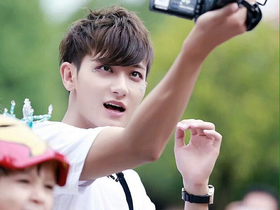 フ カ 協力お願いします 可愛い可愛いたおちゃんのセンイルまでに成功させたいです タオのセンイルまでに502rt Rtした人全員フォローする エクセルスルー禁止 Exo Tao Gucci T Co Z31mfa0ewc