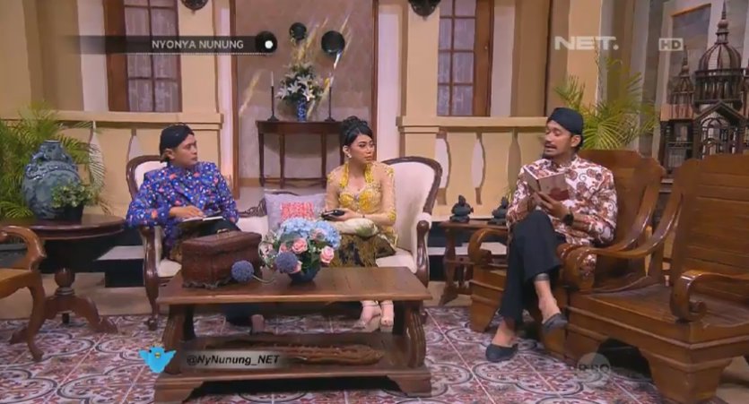 woahmas <a href="/t_ORASUDI_ro/">tor_ASU_diro</a> nemuin diary nih di sanggar. punya siapa? ada yang geer ni mas <a href="/SetyawanTT/">Motivator Humor</a> <a href="/M_DesyJKT48/">.</a>