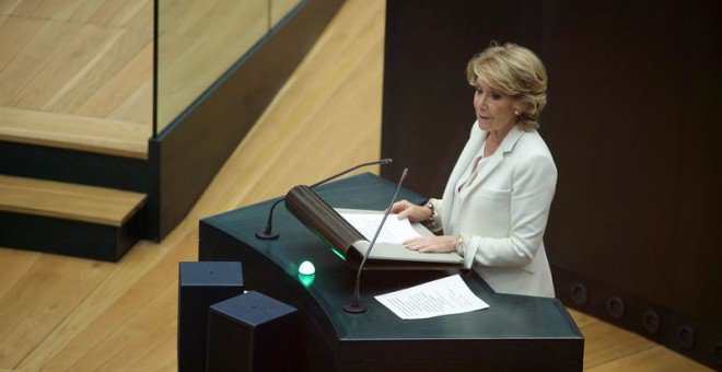 publico_es's tweet photo. Aguirre reta a encontrar una mentira suya en 33 años de vida política https://t.co/oIwC1lZqhZ https://t.co/8EfsZXv35y