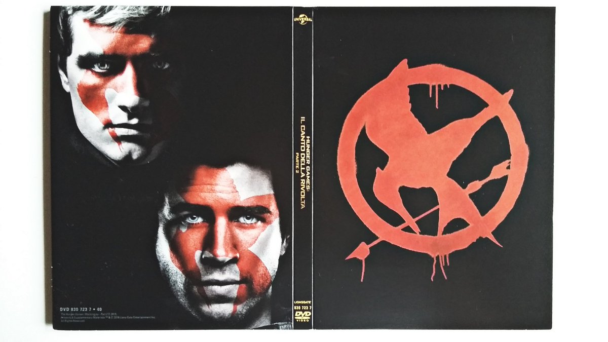 imcrazyforjen's tweet photo. HERE IT IS! FINALLY I BOUGHT IT! I'M CRYING, I LOVE IT! 😭😍💖🔥
#MockingjayPart2 #MockingjayDVD https://t.co/GRZS5Xa4kt