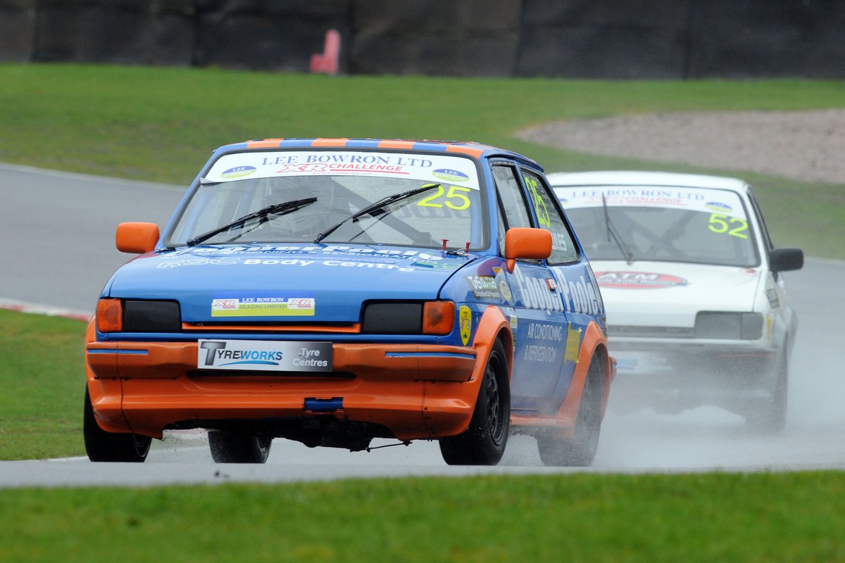 SouthManSport's tweet photo. MOTORSPORT: #Stockport's Rowles in close @XRChallenge fight at @Oulton_Park: https://t.co/QSYa1iTDxw Pic:@Mike_Petch https://t.co/20mZp0ay26