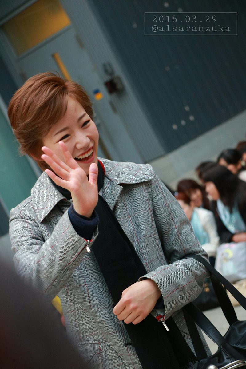 Ms در توییتر 3月29日月組出 紫門ゆりや さん ゆりちゃんのしつこいくらいのお手振りが好きです ノ 会の方を大事にしてて ノ T Co Tqawekrkkp