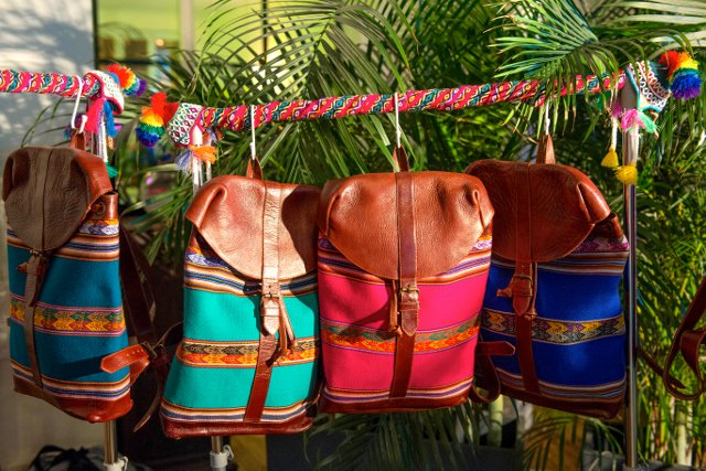 parissecret's tweet photo. Machitos, sacs à dos faits main par des artisans péruviens #concours @MachitosWorld  https://t.co/5AjL543KDN https://t.co/SpS7a3ujU8
