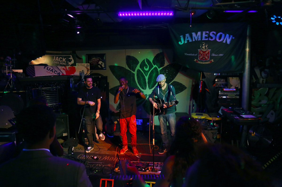 kingremmyyy's tweet image. first n flight ✈️