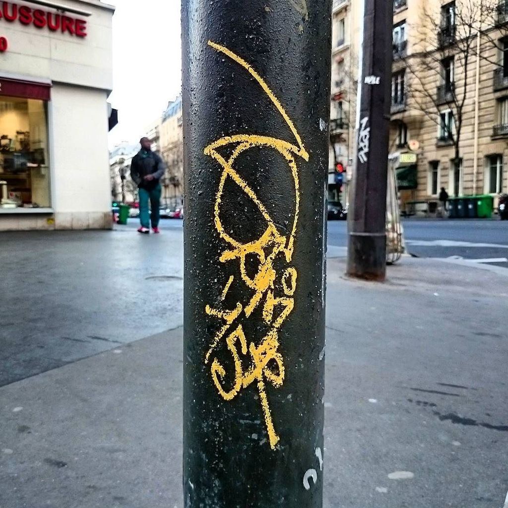 BrujaMaracc's tweet photo. Zeam - Paris
#zeam #btm #btmobb #gsb #gsbcrew #de #decrew #handstyle #paris #graffiti #parisgraffiti #graffitiparisโฆ https://t.co/QkcpkUdbRW