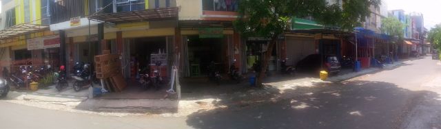 SjaifulRochim's tweet photo. Jika ada yg minat,saya jual ruko tsb di daerah Unmer. Blkg FE unmer..luas 70 mtr,850jt (Nego)
@infomalang @infobatu https://t.co/4EpyixUZ9O