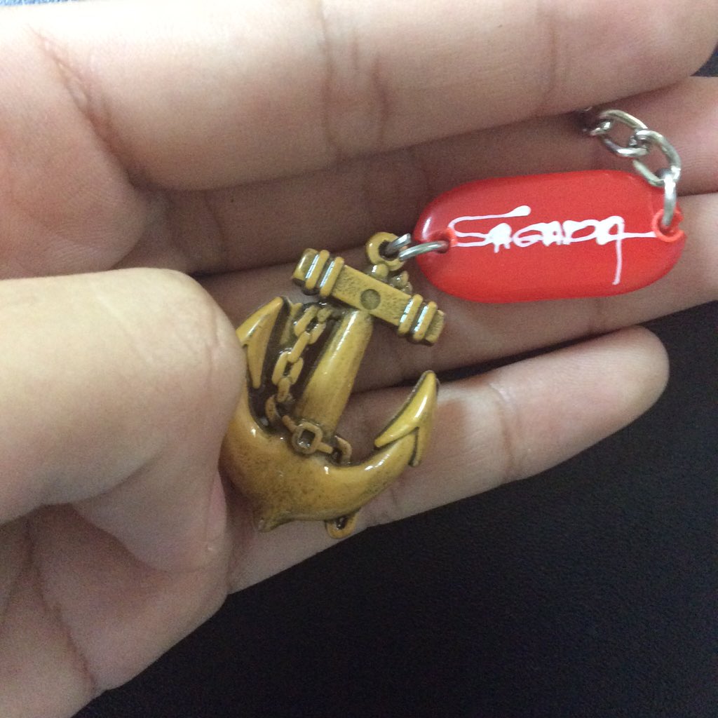GR7I31's tweet photo. thanks for this precious stuff @eleinadiaz ❤️ https://t.co/3dlQBkwzdS