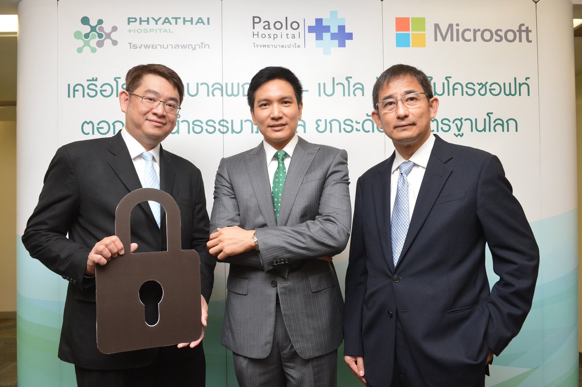 orapong's tweet photo. With CEO of @Phyathai1772 Paolo Hospital Group, the first Thai hospitals with full-scale SAM @MicrosoftTH https://t.co/uVdCH6XXvJ