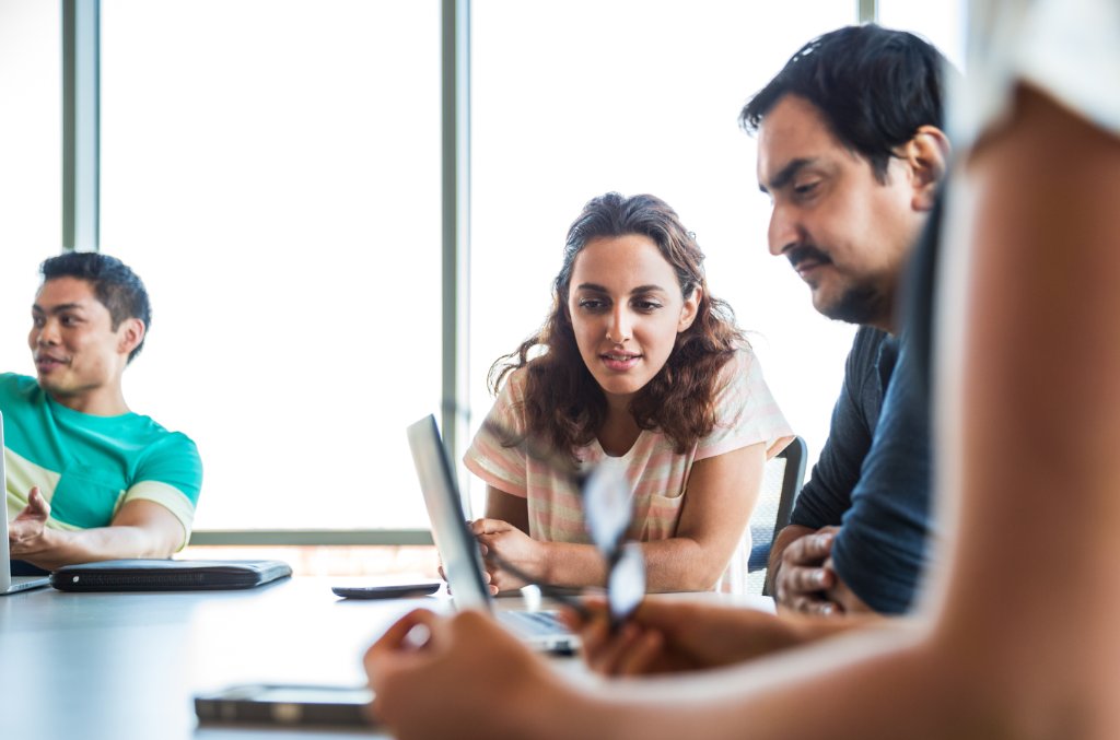 CiscoSP360's tweet image. Explore how #CiscoNCS will enable service providers to facilitate rising network traffic: cs.co/6018B9vlY