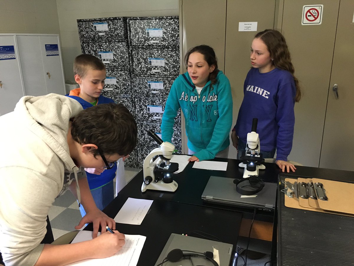 StephenDuff5's tweet photo. Science microscope lab! https://t.co/9VOafUg2ay