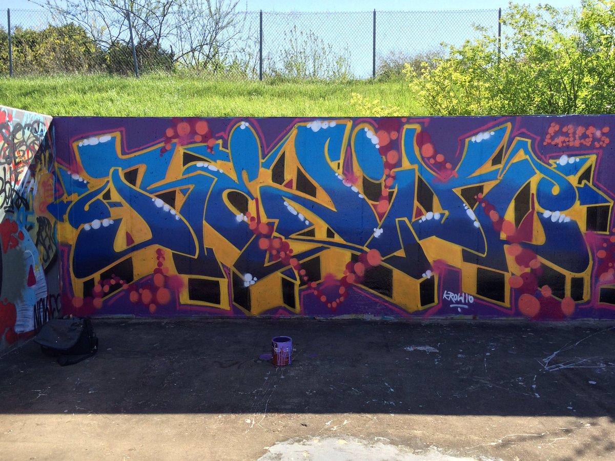 thelawscrew's tweet photo. Another heater from #Renik #LAWScrew #texas #graffiti https://t.co/D3b1FLkLjl