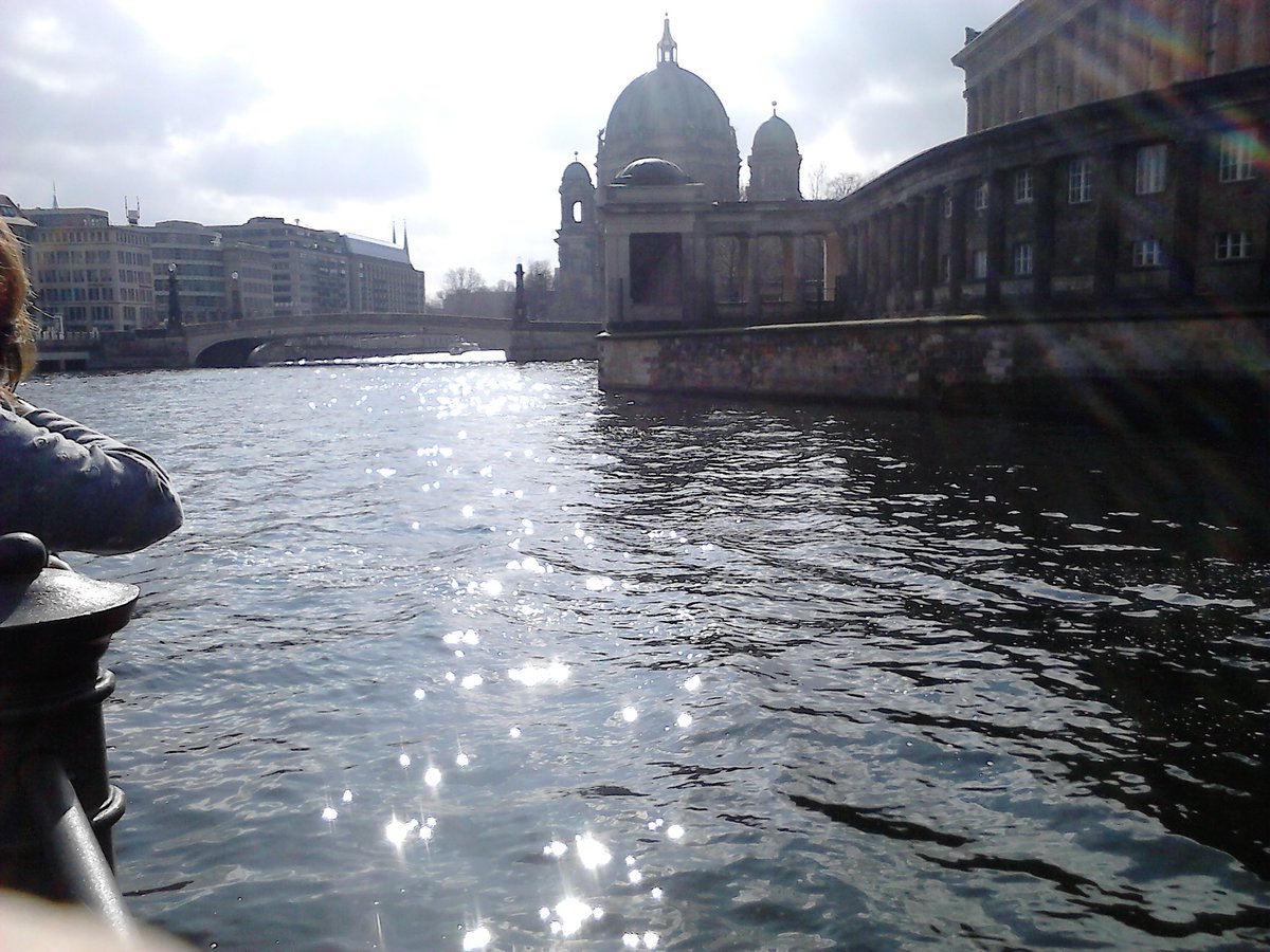 George_Manser99's tweet photo. @SHSHistory Some pics taken in Berlin #SpringwoodInGermany https://t.co/vn5mgZ5OEL