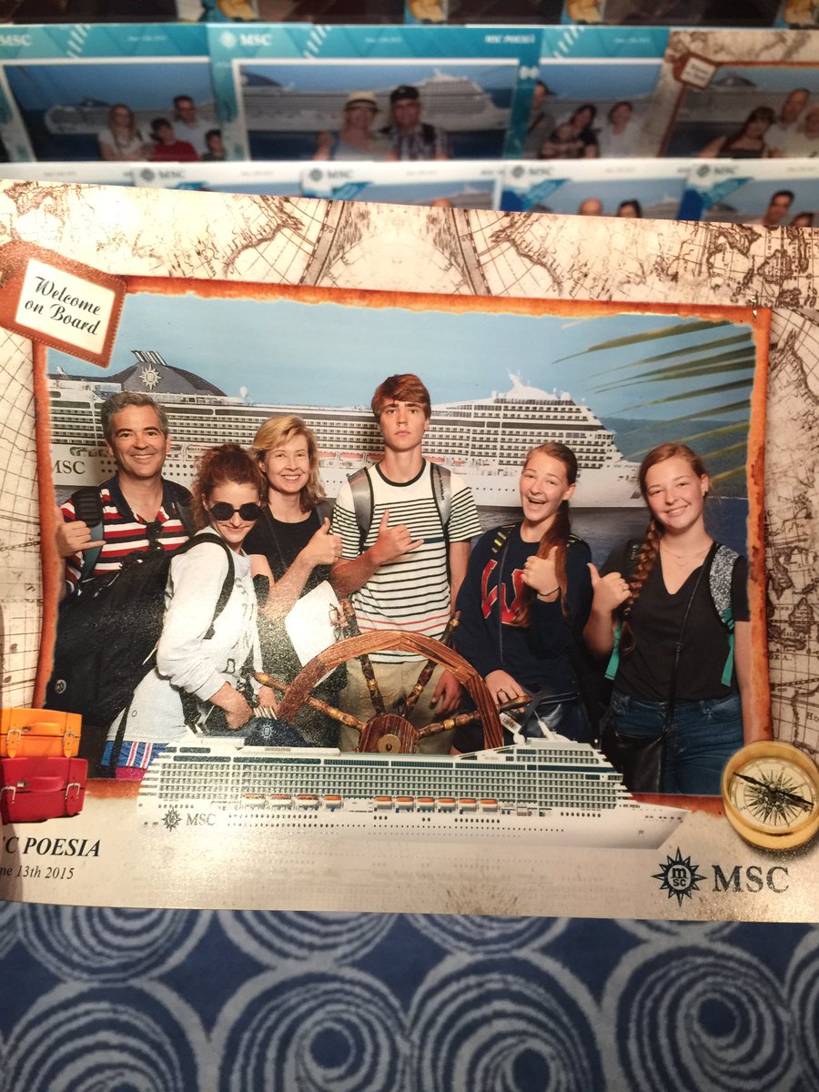 jac_parrish's tweet photo. Happy birthday to my bff/travel buddy☺️😝 https://t.co/243MfUMRD9