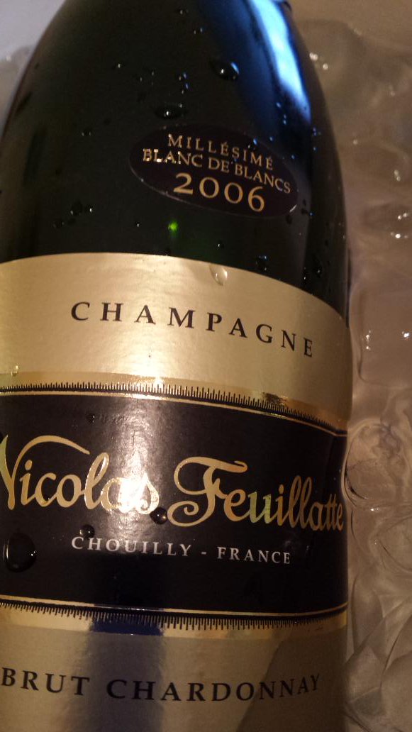 ChampagneGuruUK's tweet photo. #ImprovisedIceBucket for @FeuillatteUK 2006 #BlancdeBlancs with goodies from today's @StDogsMarket @CardiganBayFish https://t.co/cJXqJ1NQbC