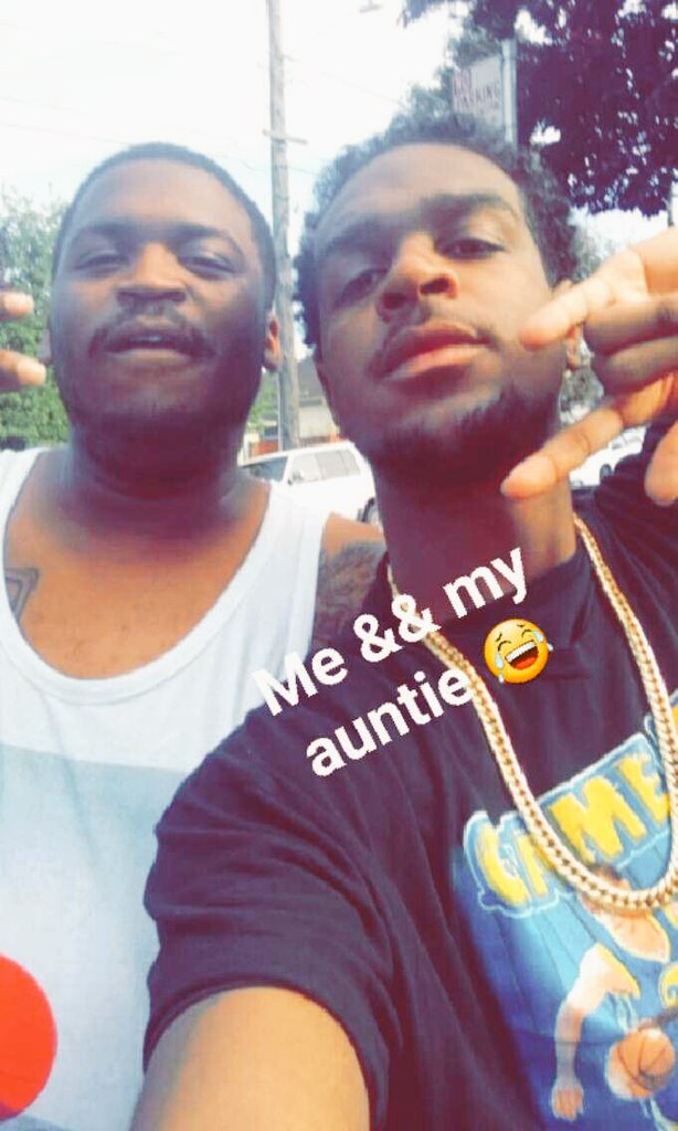 tRE_ONoNe's tweet photo. Me &amp;&amp; my auntie aka tt Mac'n lol https://t.co/FZy2DRqaL1
