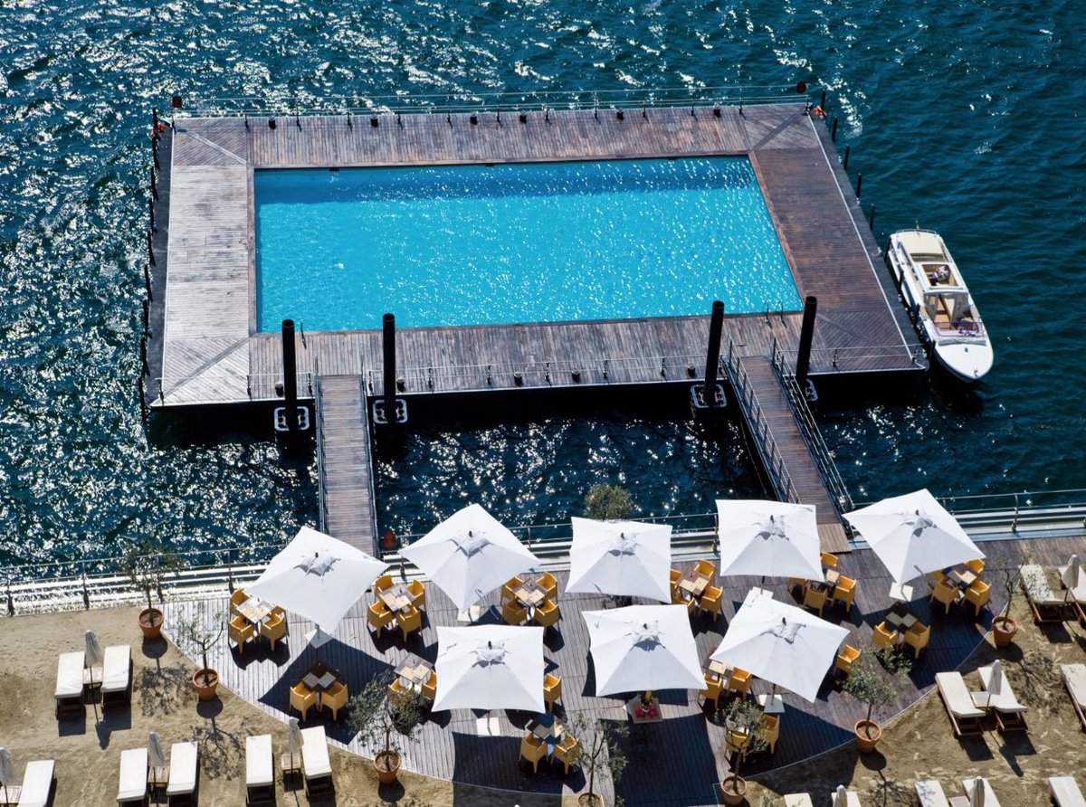 #thebestplace 9: try to find the kids' mascot Bobo in the beautiful gardens at @GHTlakecomo #havefun #sun #ComoLake
