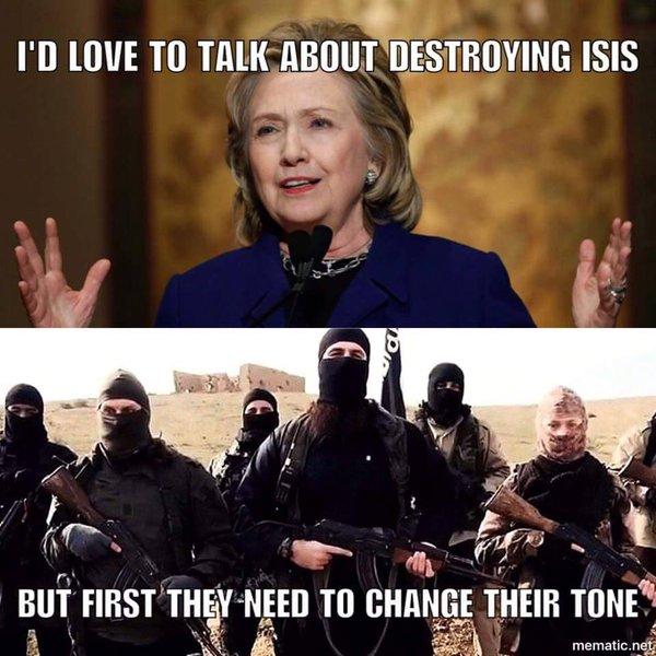 FilipposKourt's tweet photo. #tunedownforwhat @HillaryClinton  will wegen falschem Ton nicht in Debatte mit @BernieSanders - eigentor https://t.co/3XSREWspNC