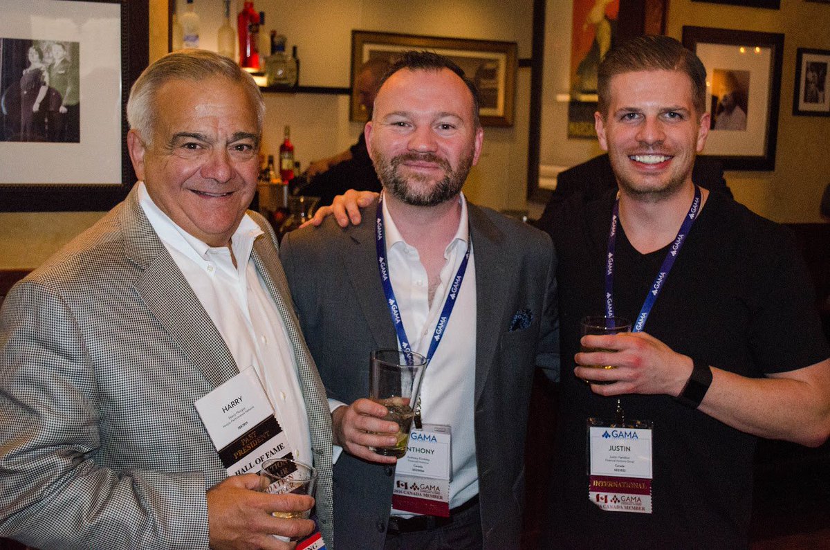 HelloFHCanada's tweet photo. A successful @GAMAIntl #LAMP16 in Vegas!
Here's @HoopisNetwork's Harry Hoopis with #FHG's @akimbleyBDM & @J_Ham07 https://t.co/7RY88Mh11Y
