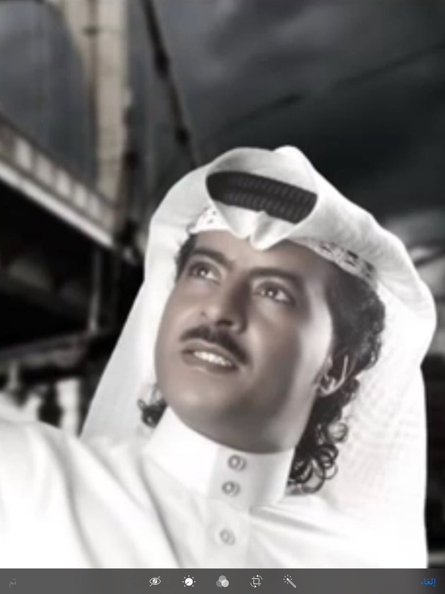 جواري الدنيا هواهن تجارب
كم ليلة,, فيها لهن صرت زرياب
،
ساحر فحل مبدع مثير امتلاعب
ممتع شهي مغري رومنسي ورغاب
👇