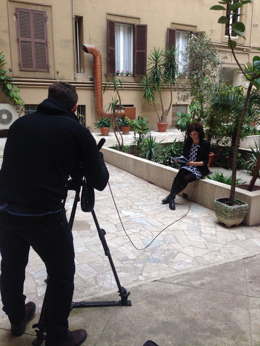 emerlaws's tweet photo. Scene da un #backstagestudio ! Eccoci al lavoro per voi
https://t.co/9DZstCJUSQ https://t.co/jGN6mQQwn7