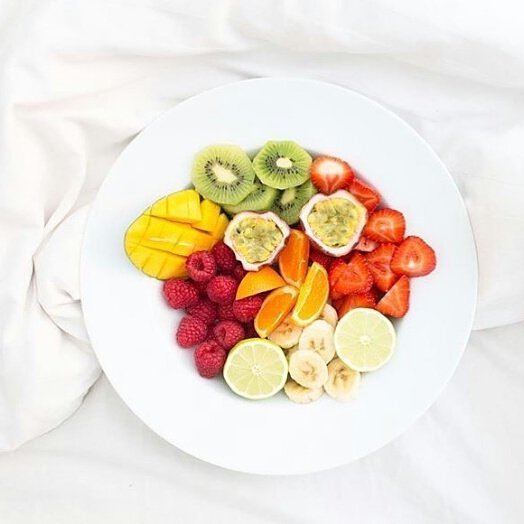 SworkitEs's tweet photo. Ensalada de frutas #desayuno #comesano #comelimpio #vidafit #sworkit #entrenamiento #sinexcusas #singymniexcusas https://t.co/Kozv1hDHXj