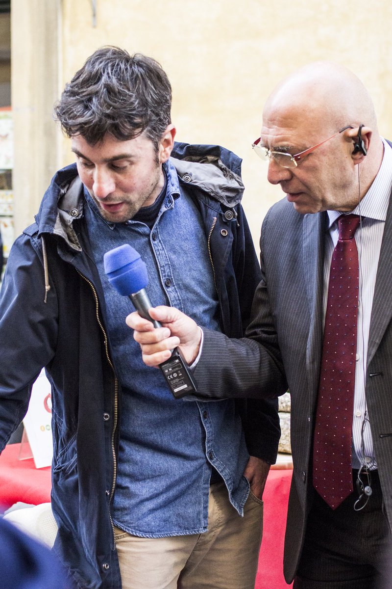 senzaspreco's tweet photo. Foto del nostro intervento a @mimandaRai3 sulla nostra piattaforma contro #sprecoalimentare https://t.co/U1IVckYZvJ https://t.co/5DjqYx2aqy