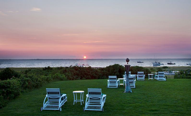 WauwinetInn's tweet photo. Discover your happy place. Discover The #Wauwinet. #TravelTuesday #Nantucket #ACK #ACKspring https://t.co/oiv5H3C2em