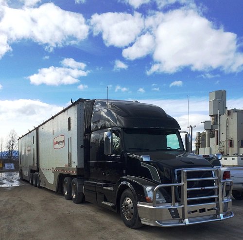 This picture was sent to us from our friend who is running out by Hinton, AB.  #aliarcarmy #upfrontprotection #volvo