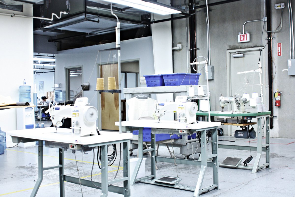 PeopleLikeArt's tweet photo. Exciting news! We are manufacturing our Spring designs with a local factory here in Nashville. SS16 Coming soon! https://t.co/czaMKjaVGc