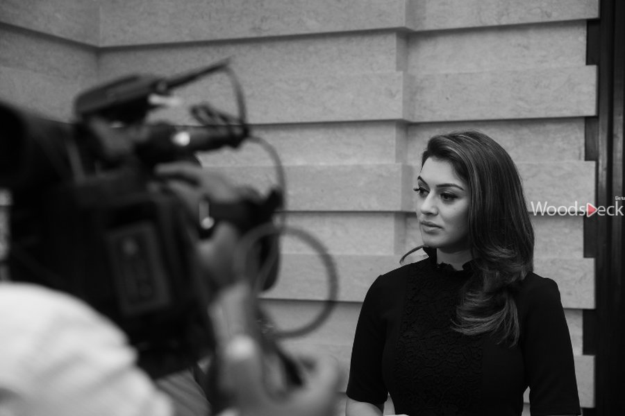 GudVibeApp's tweet photo. #Hansika at #UyireUyire Movie Press Meet

https://t.co/A0fomeEttb 

@onlyhansika https://t.co/s82YG28Oto